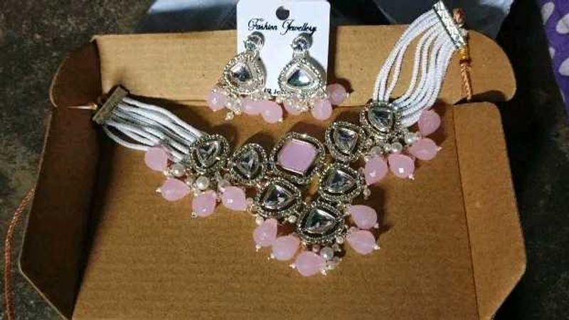 Elegant Pink Stone Choker Necklace Set