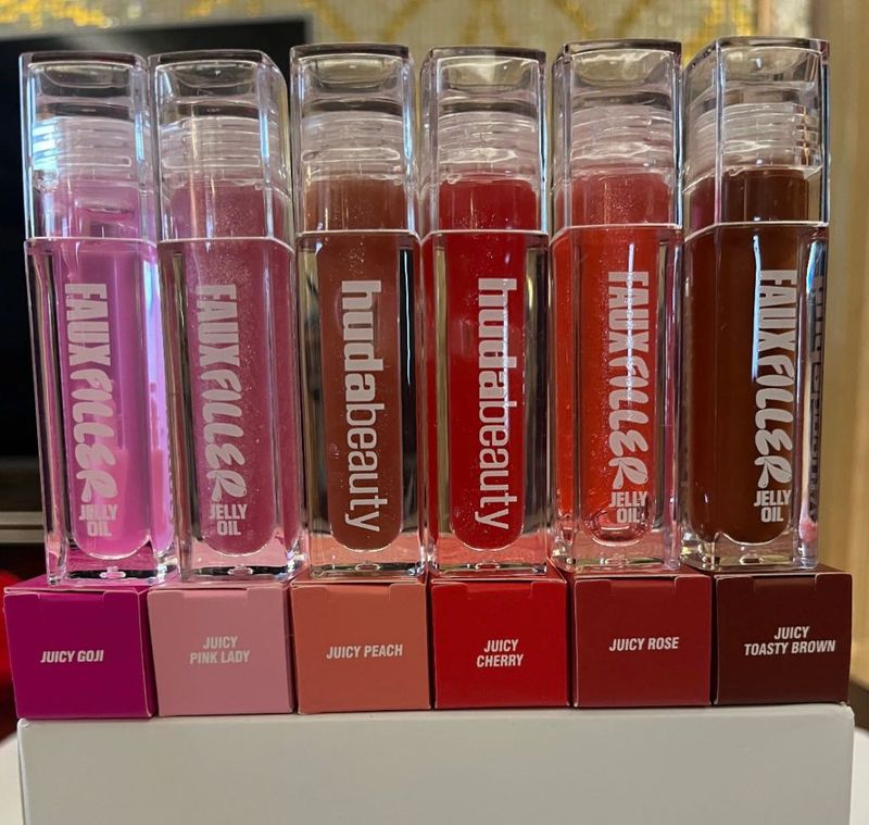 Huda Beauty Faux Filler Jelly Lip Oil