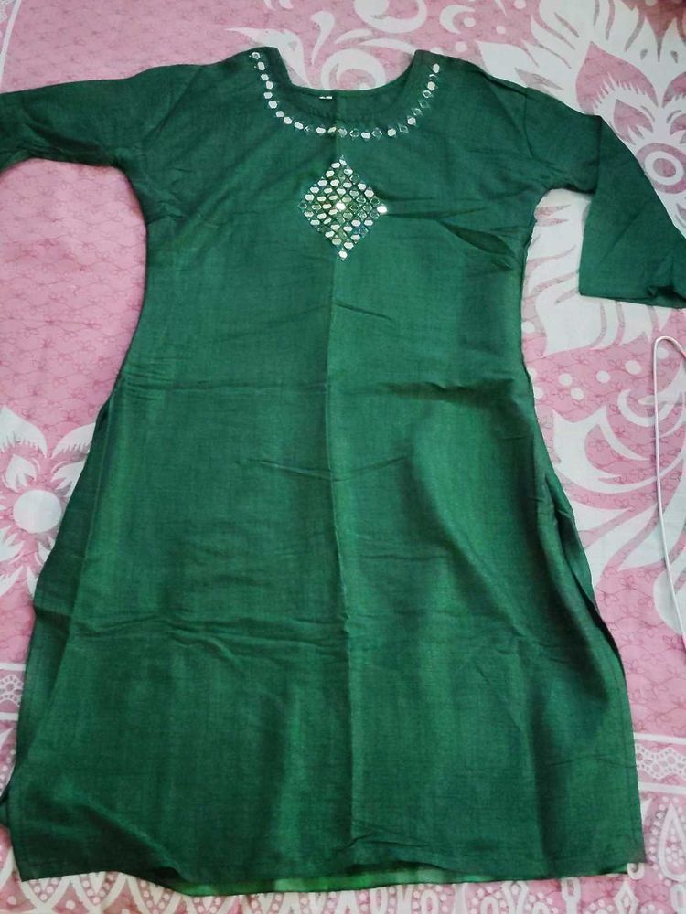 102.Green mirror work kurti women