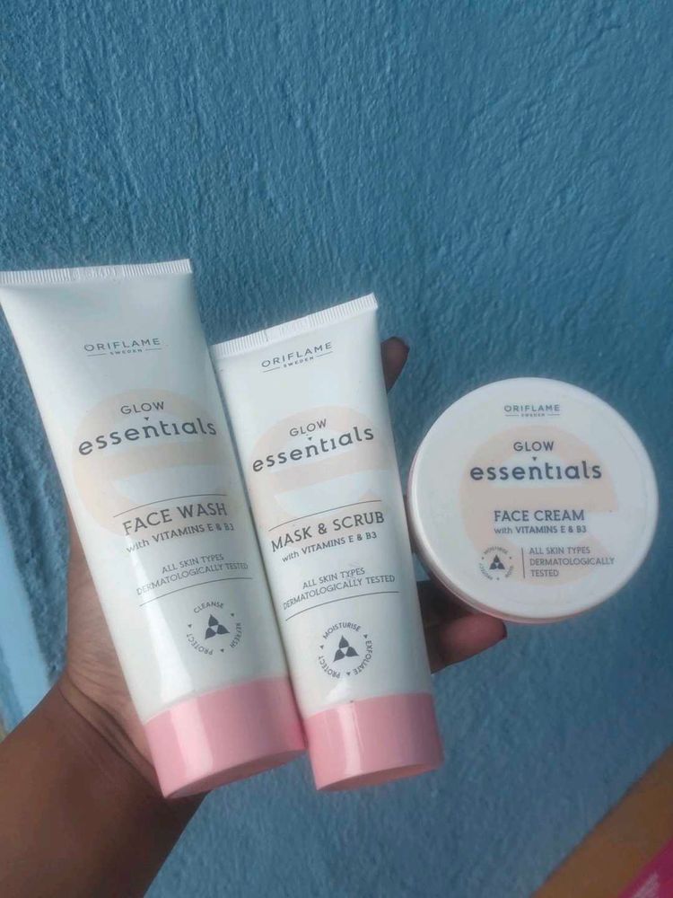 Oriflame Glow Essential Face Wash,Scrub&amp;Mask,Cream