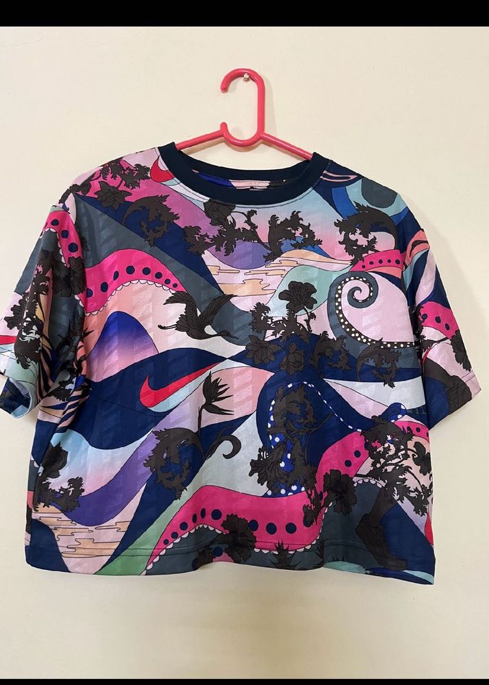 Nike Graphic Tee