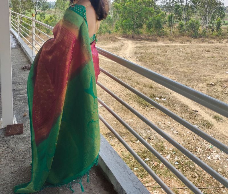 Saree With Blouse