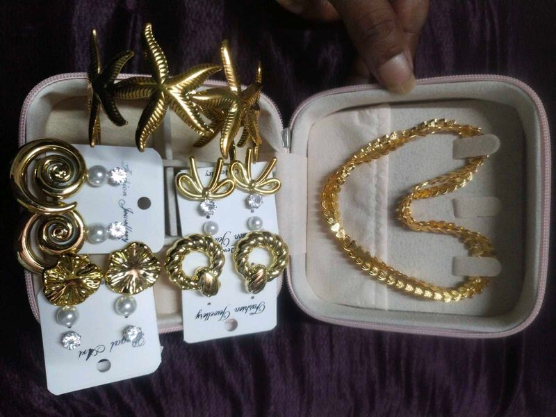 Gold-Tone Jewelry Set