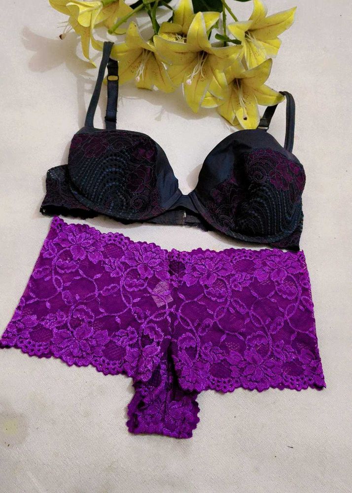 Very Sexy And Beautiful Bra With Penty