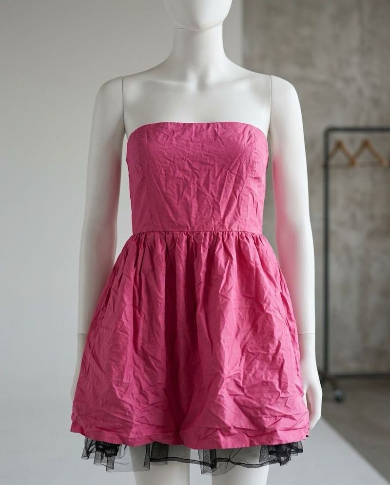 LUXURY Pink Strapless Tulle Hem Dress