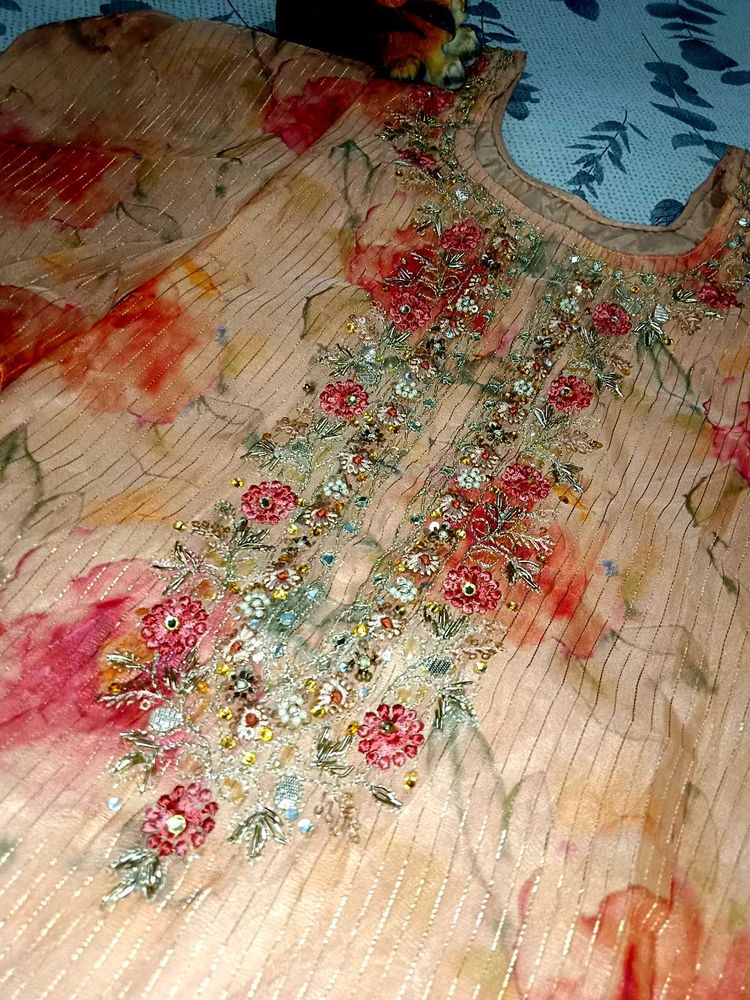 Embroidered Floral Kurta
