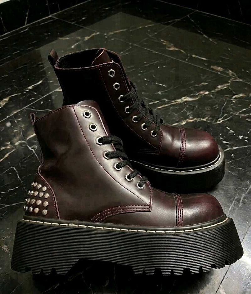 Chunky Y2K Platform Combat Boots