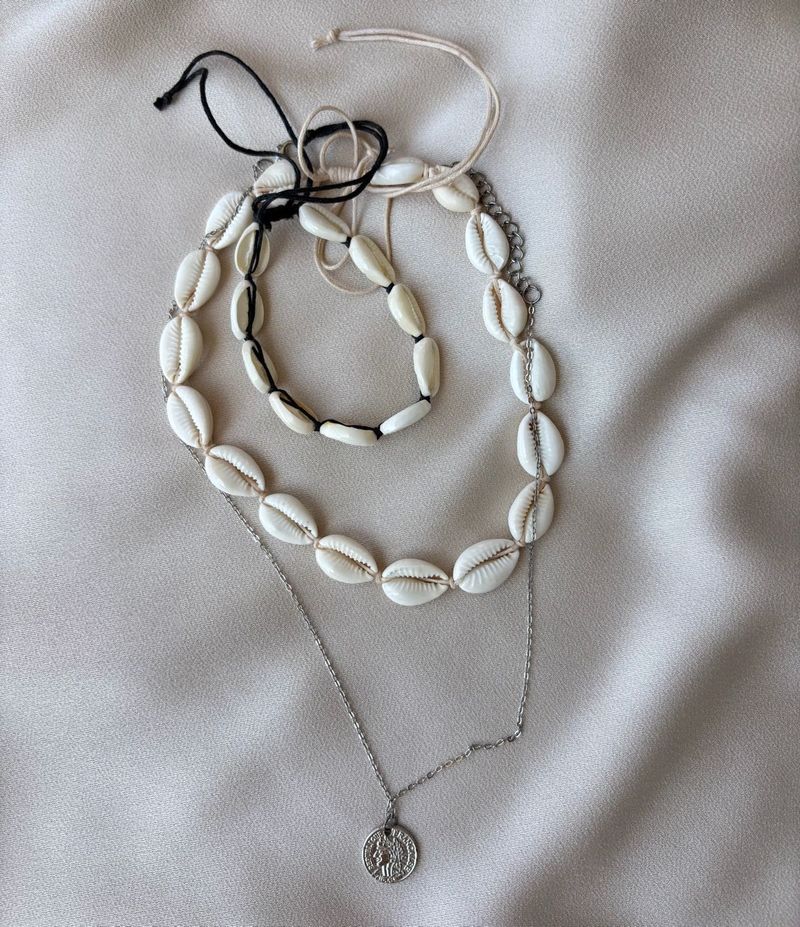 NECKLACES &amp; BRACELET COMBO