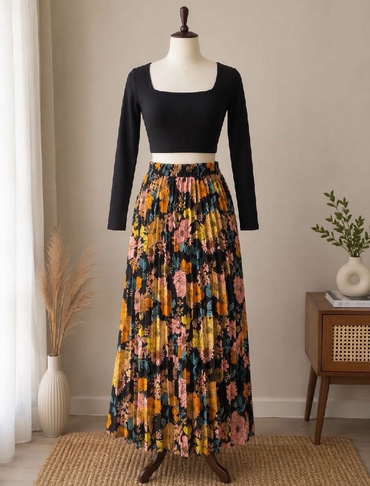 Black Square Neck Crop Top and Flower print skirt