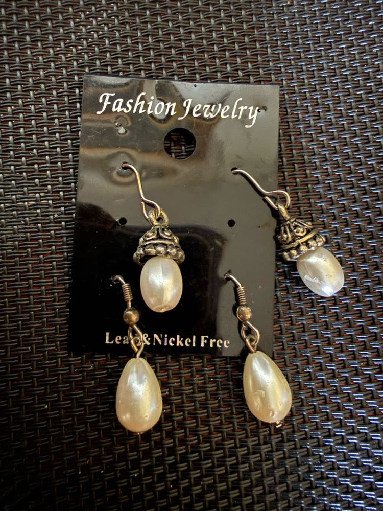 Fashion Pearl Drop Earrings