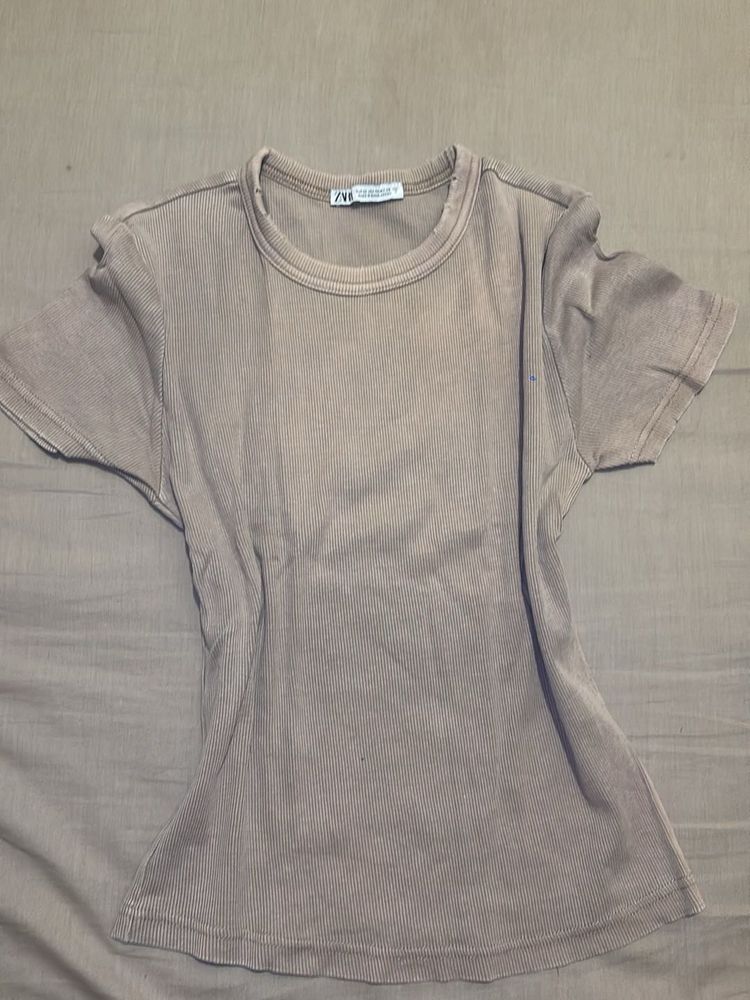 Zara Ribbed Brown T-Shirt