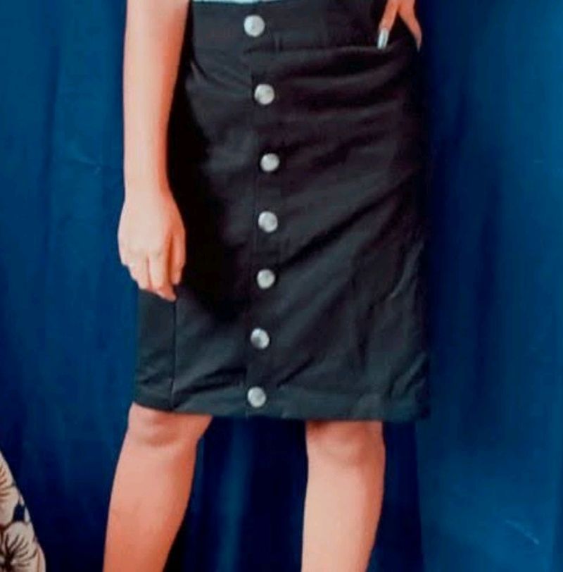 worth it black skirt