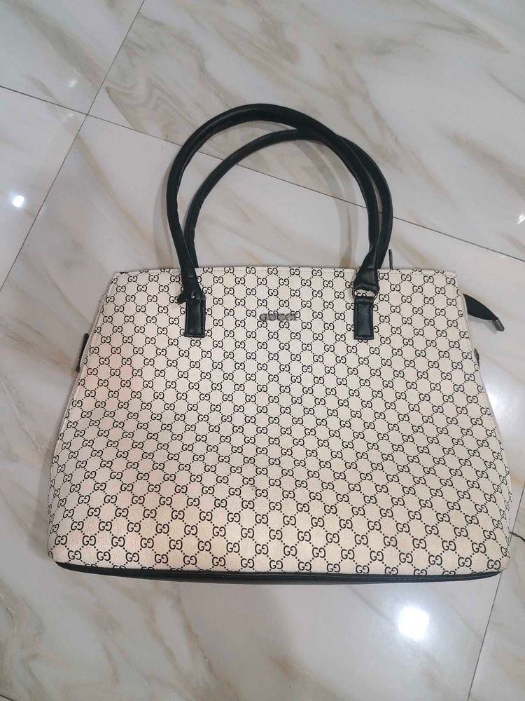 Shoulder bag