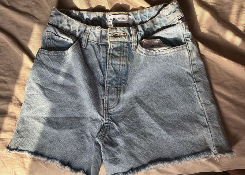 ZARA SHORTS!