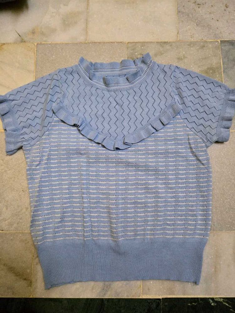 Cute Blue Knit Top with Ruffle Collar