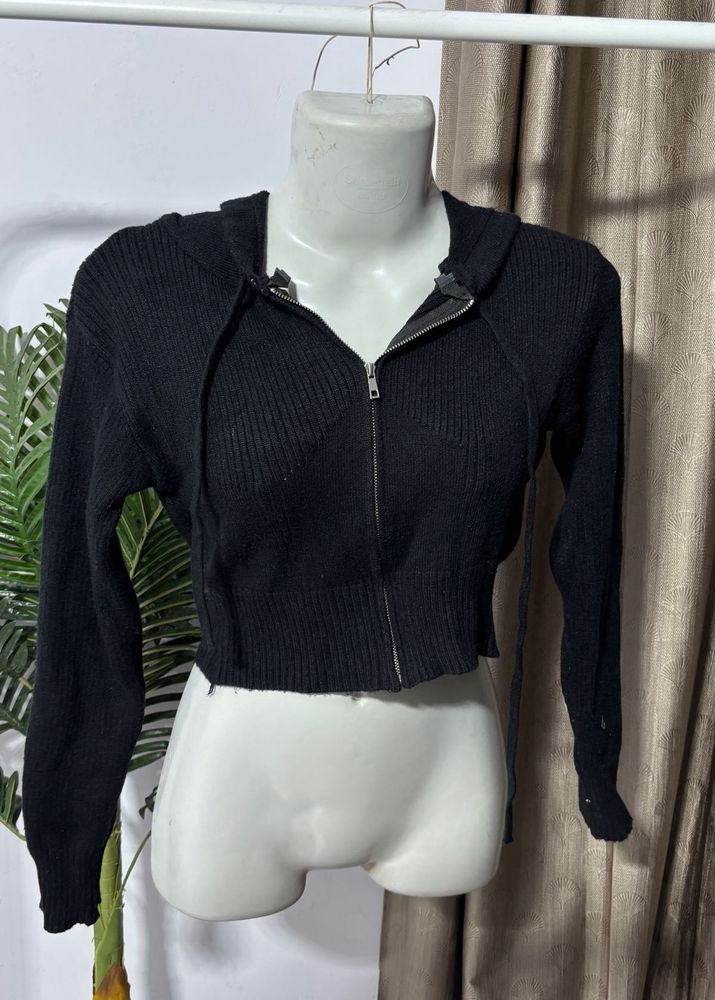 ♠️Black Cropped Zip-Up Hoodie♠️