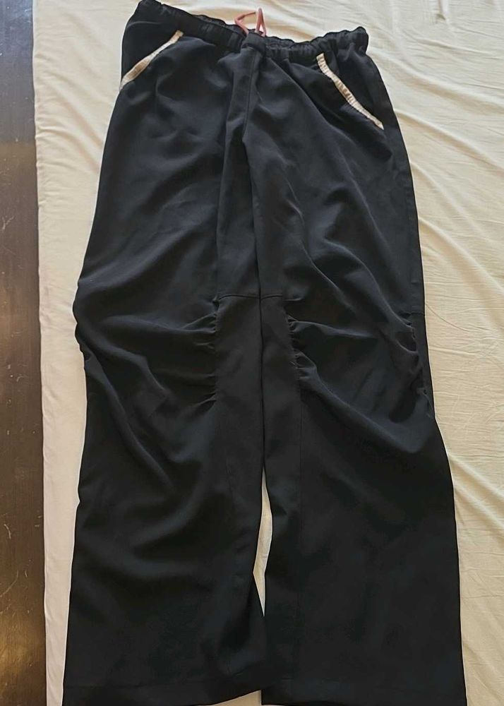 Stylish Black Wide-Leg Pants