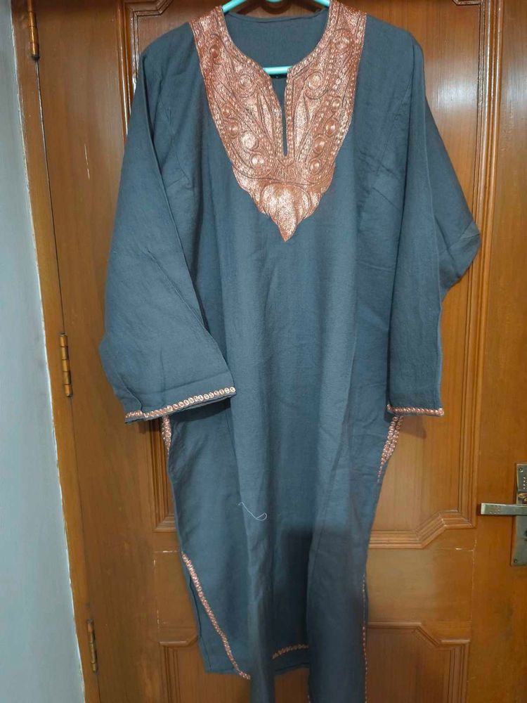 Embroidered Dark Grey Kurta Kasmiri kaftan