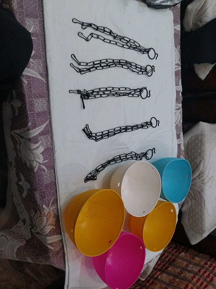 Hanging Planters with Chains Set