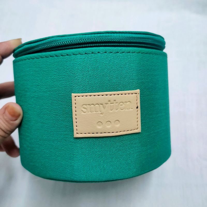 SMYTTEN GREEN VANITY BOX 😍😍