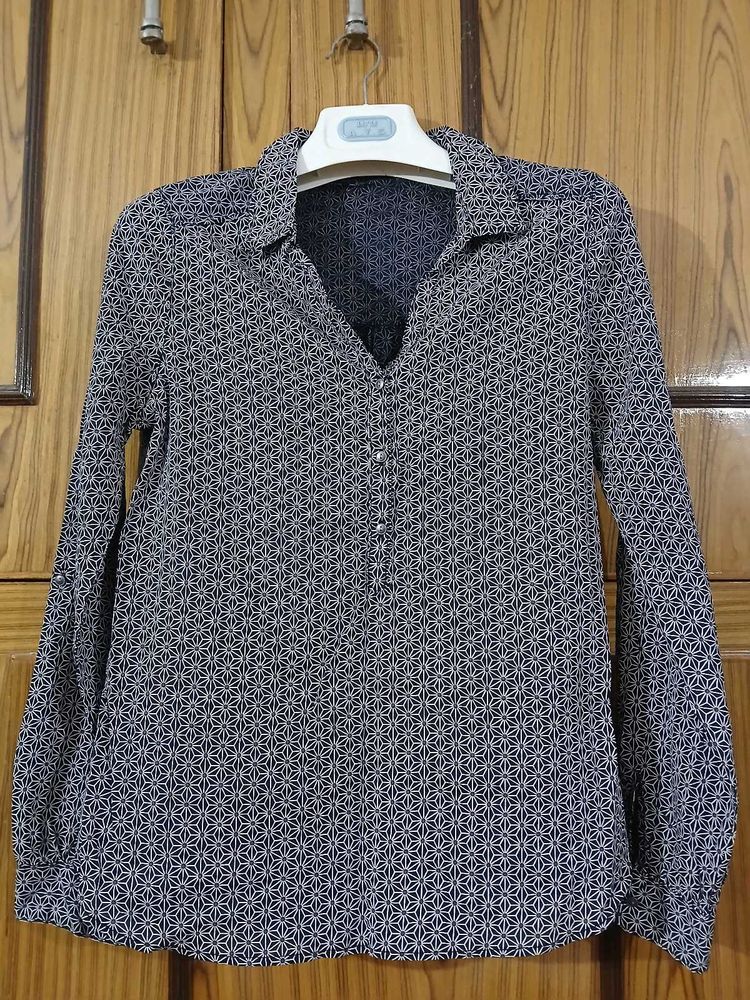 Patterned Long Sleeve Top
