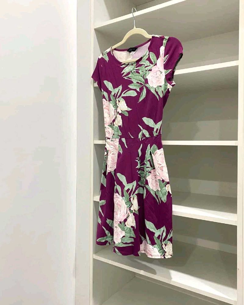 Dorothy Perkins Floral Dress