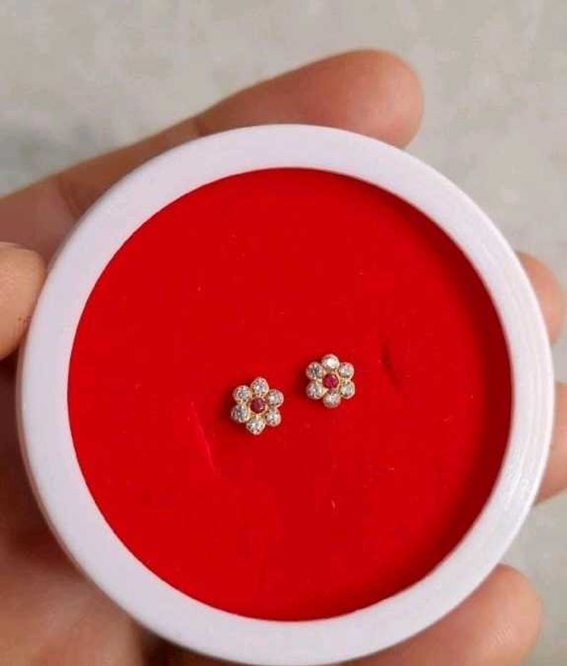Beautiful New Shaining Stone Studs