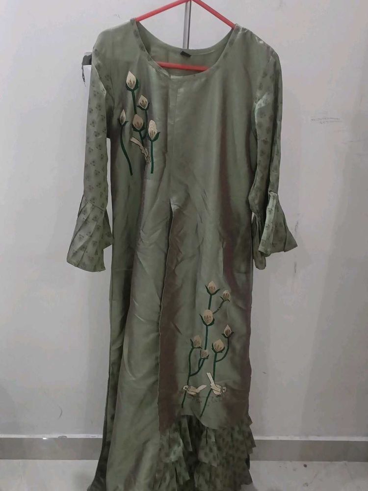 Elegant Embellished Kurta Set