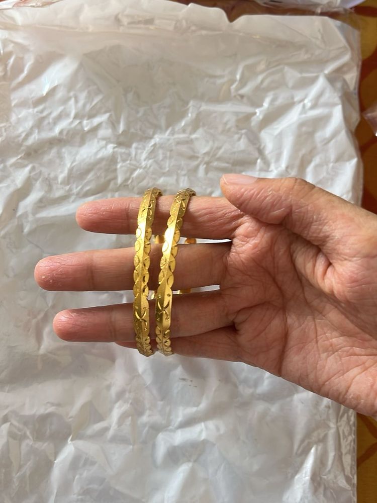 Golden Bangles (Set of 2)