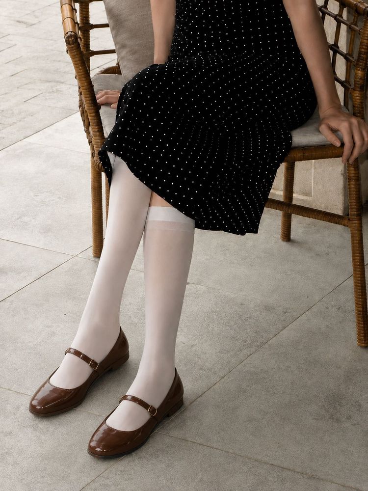 pinterest autumn look inpired brown mary jane flat
