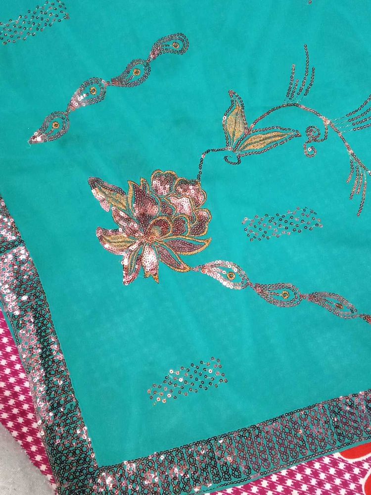 Elegant Teal Saree With Blouse