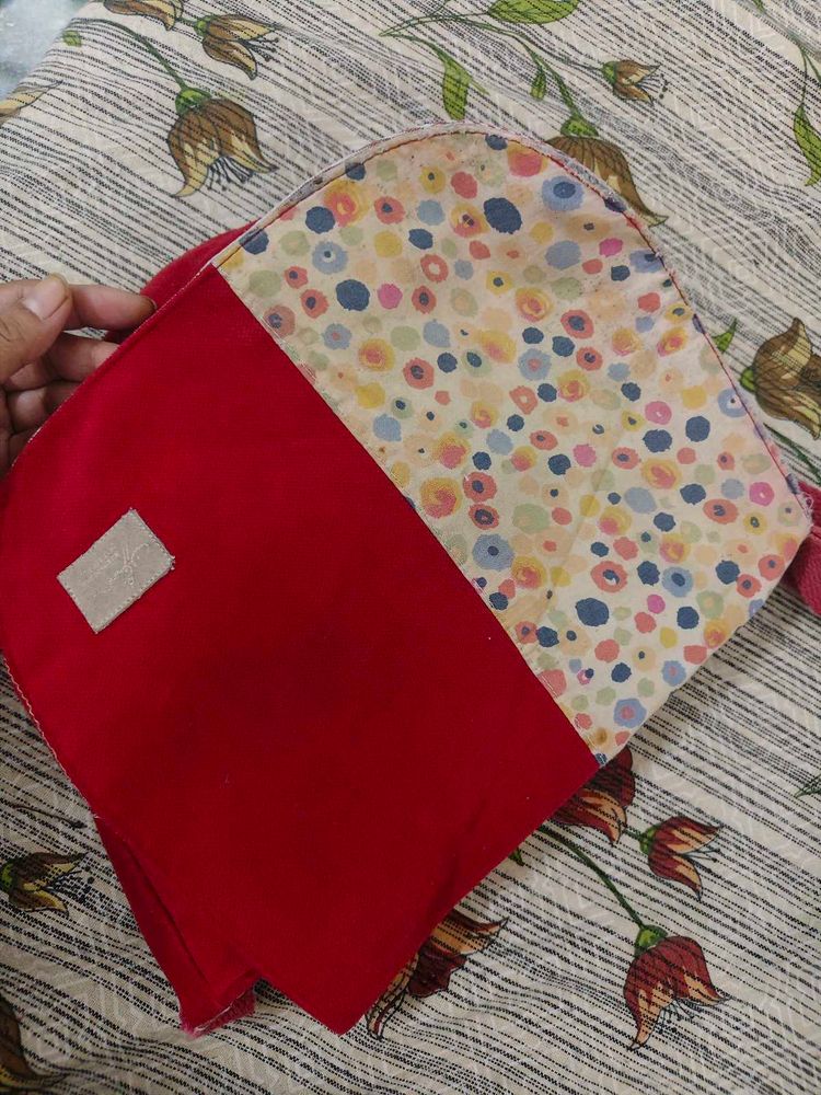 Chic Red &amp; Floral Clutch