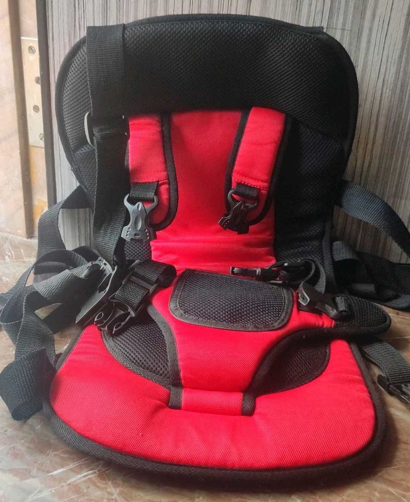 Portable Baby Car Seat red and black colour
