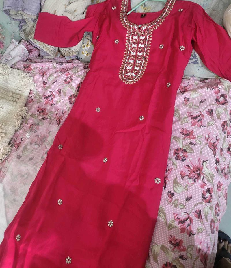Elegant Pink Embroidered Kurti 💖✨