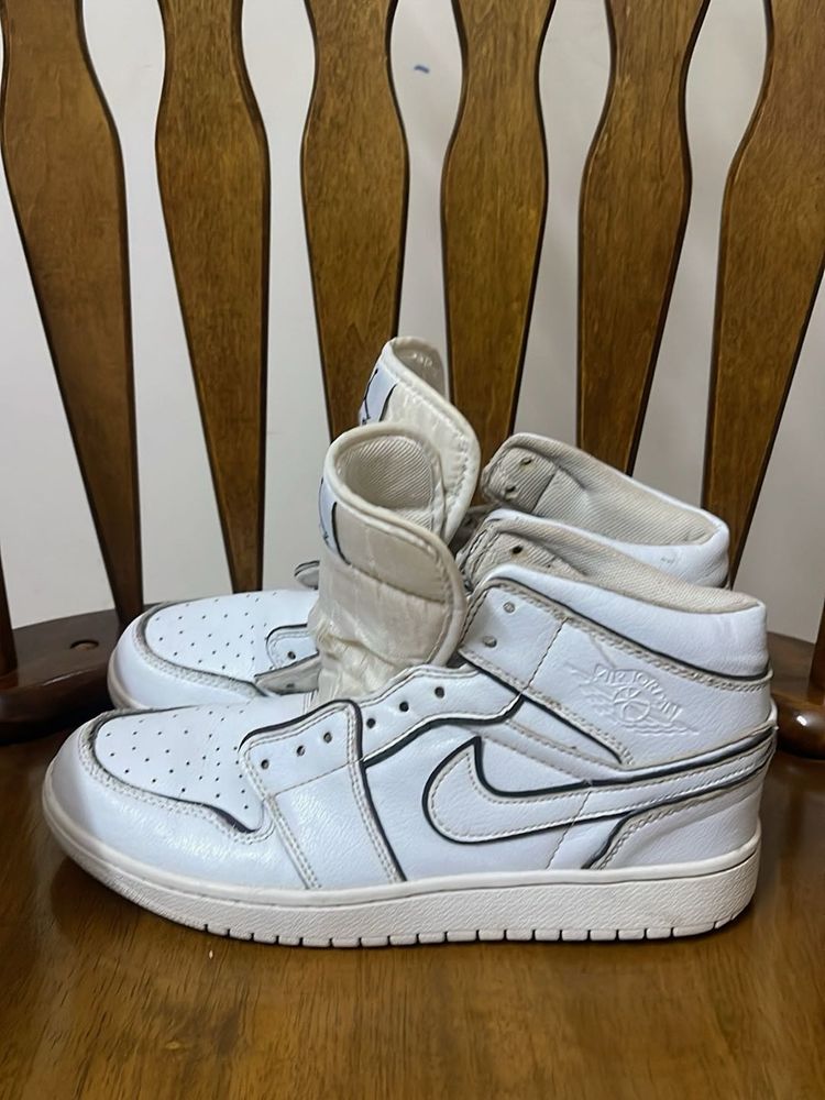 Air Jordan 1 Mid White