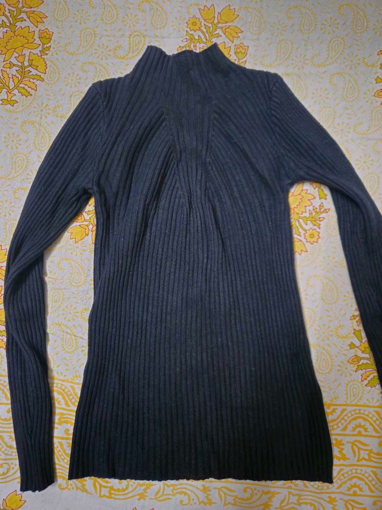 Ribbed Turtleneck Top