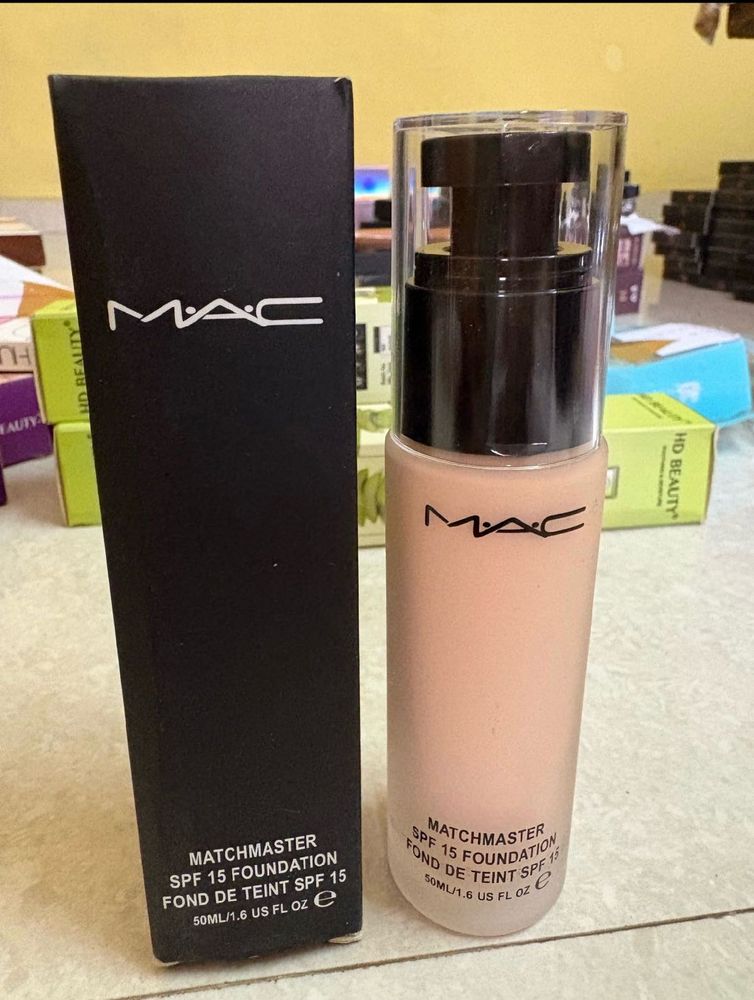 MAC Matchmaster Foundation SPF 15