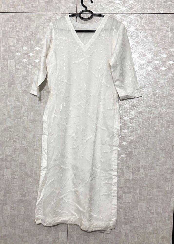 White V-Neck kurta