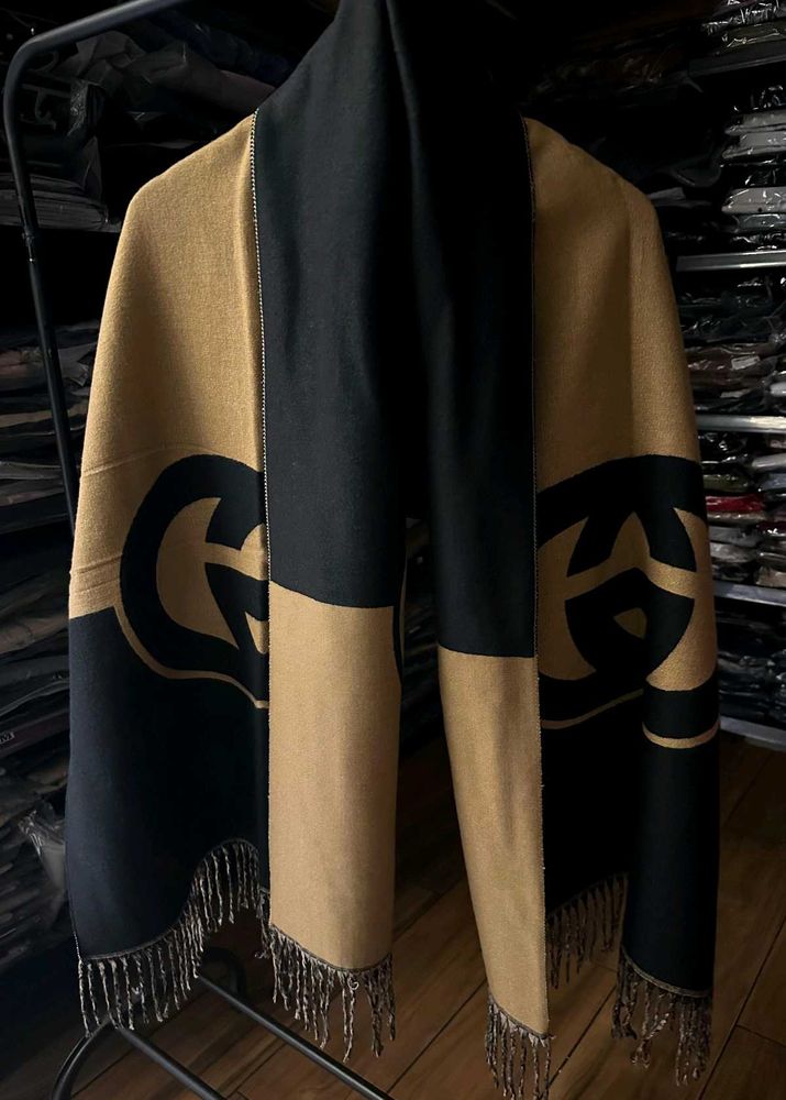gucci cashmere og store article stole