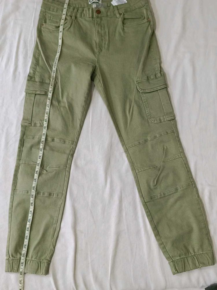 ONLY🩷Olive Green Cargo Joggers