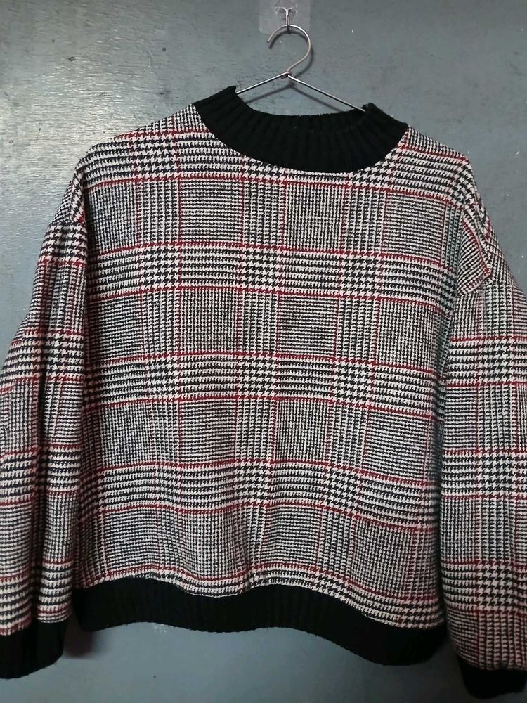 Plaid Mock Neck sweatshirt