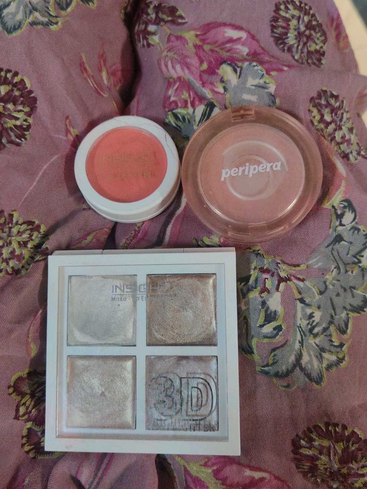 blush highlighter pallate