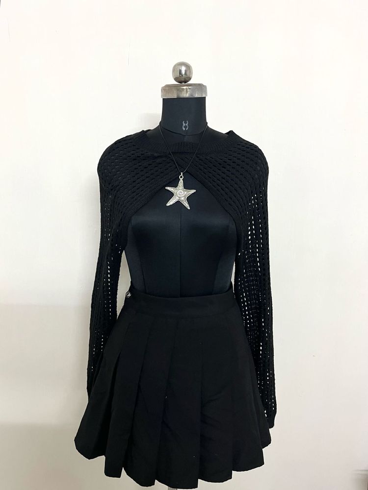 Y2K Black Knit Shrug