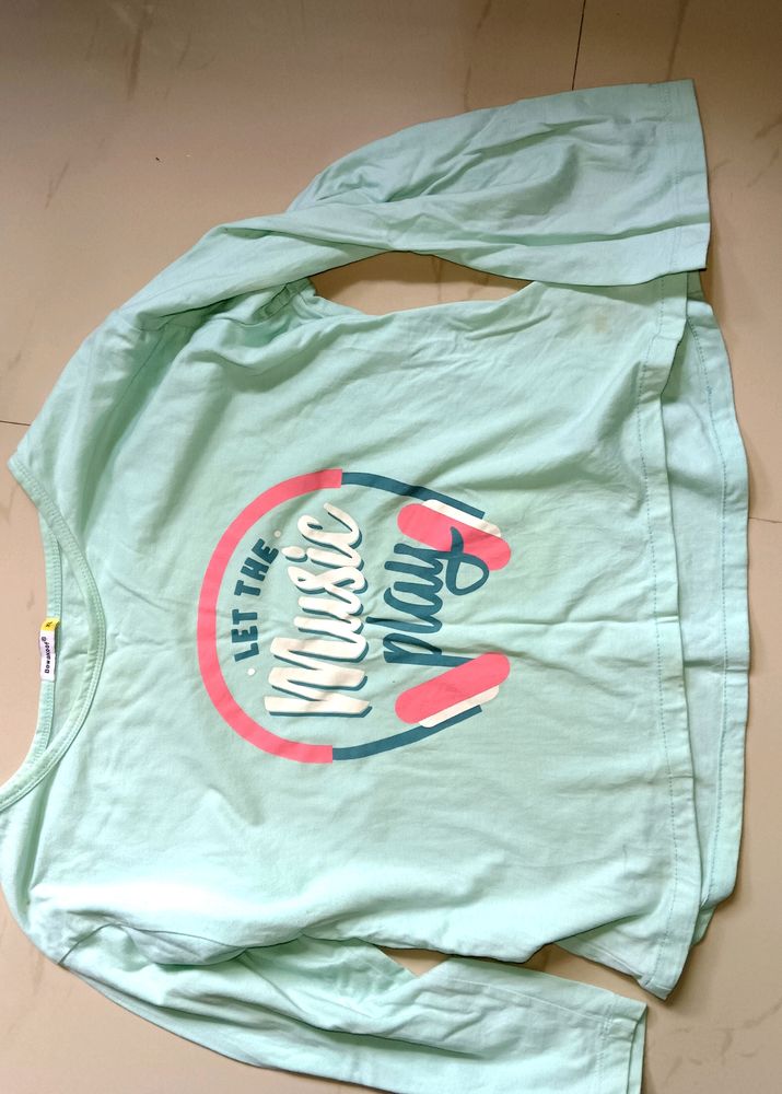 Full sleeves Crop Tshirt