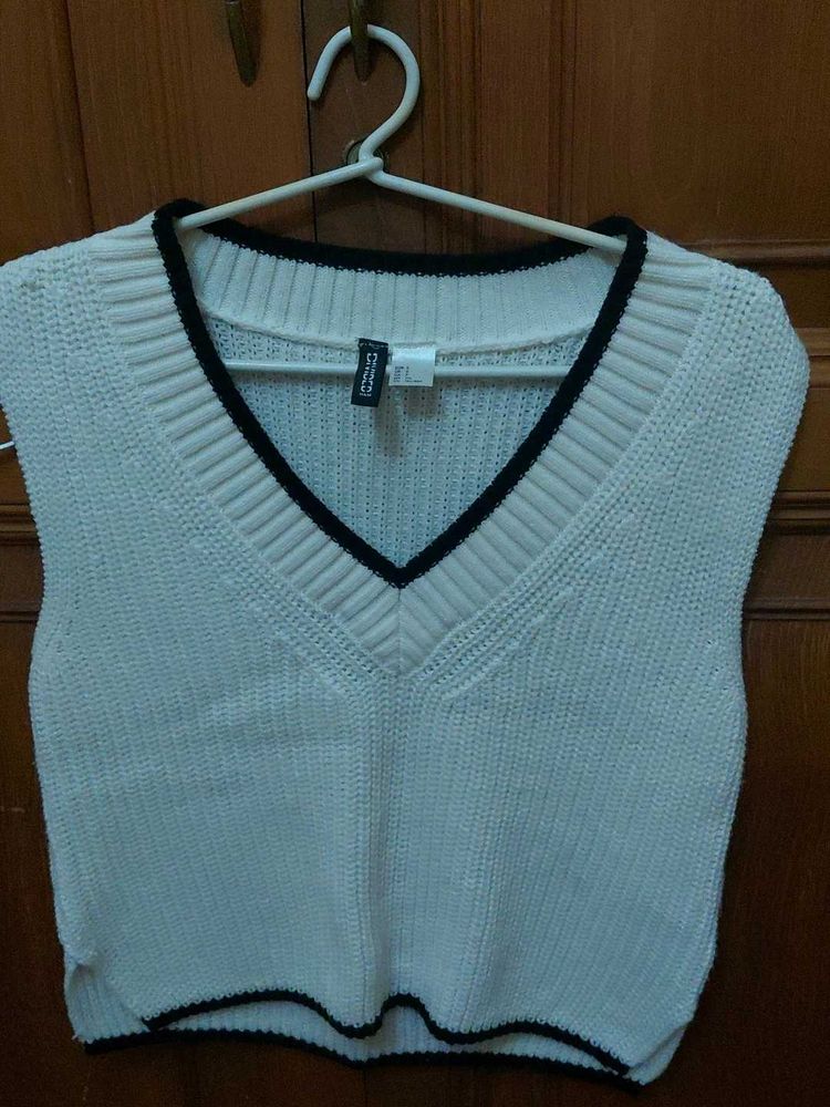 Cream V-Neck Sweater Vest
