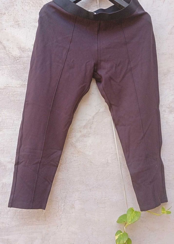 Chic Ankle-Length Slim Fit Pants