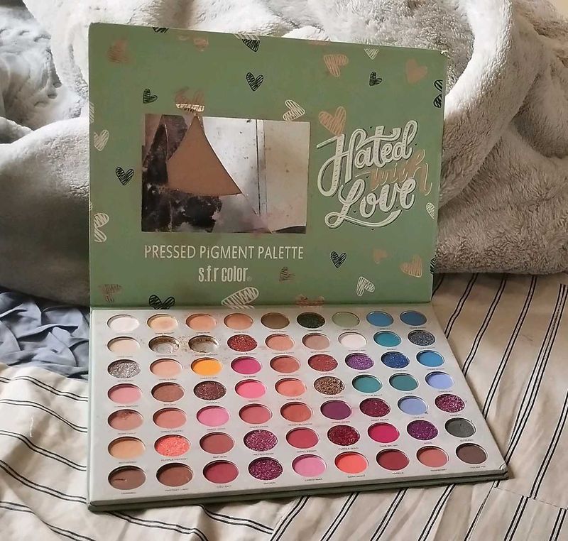 S.F.R Color Hated With Love Pressed Pigment Eyesdw