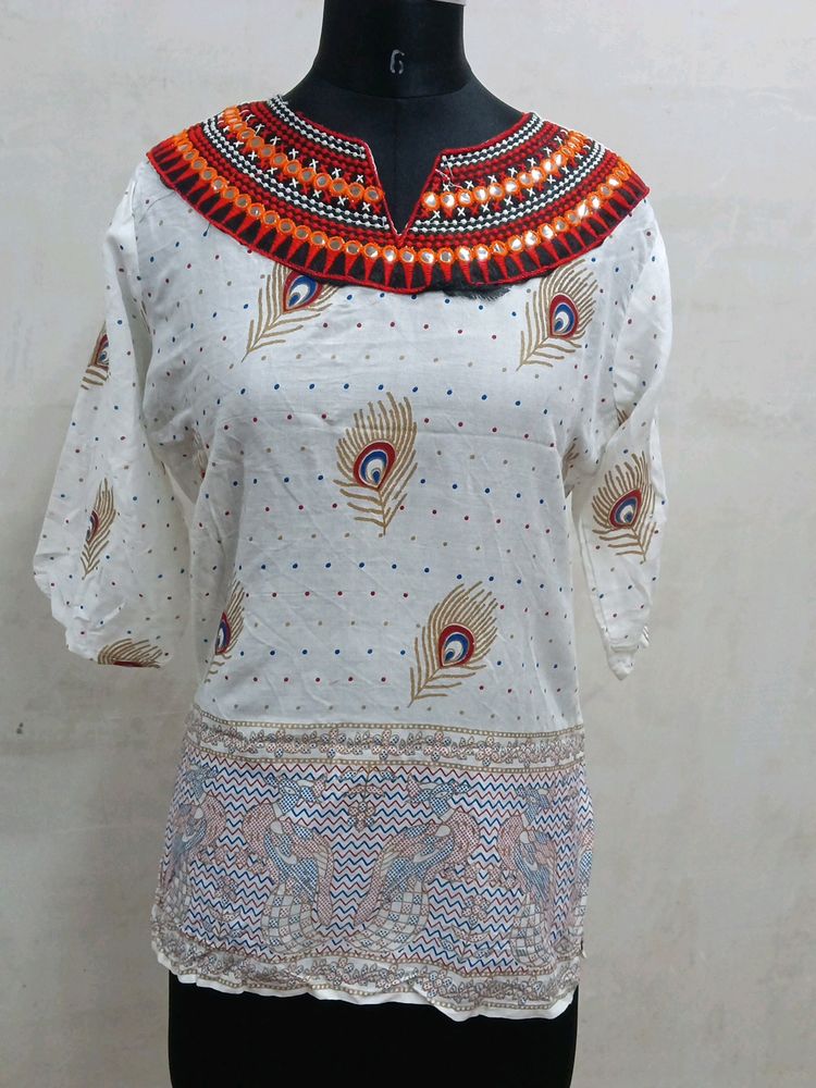 A Beautiful Top For Women