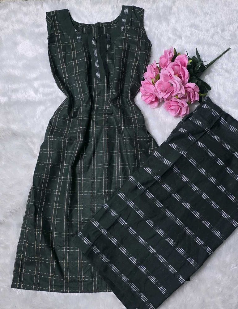 Elegant Black Cotton Checked Kurta Set with Straig