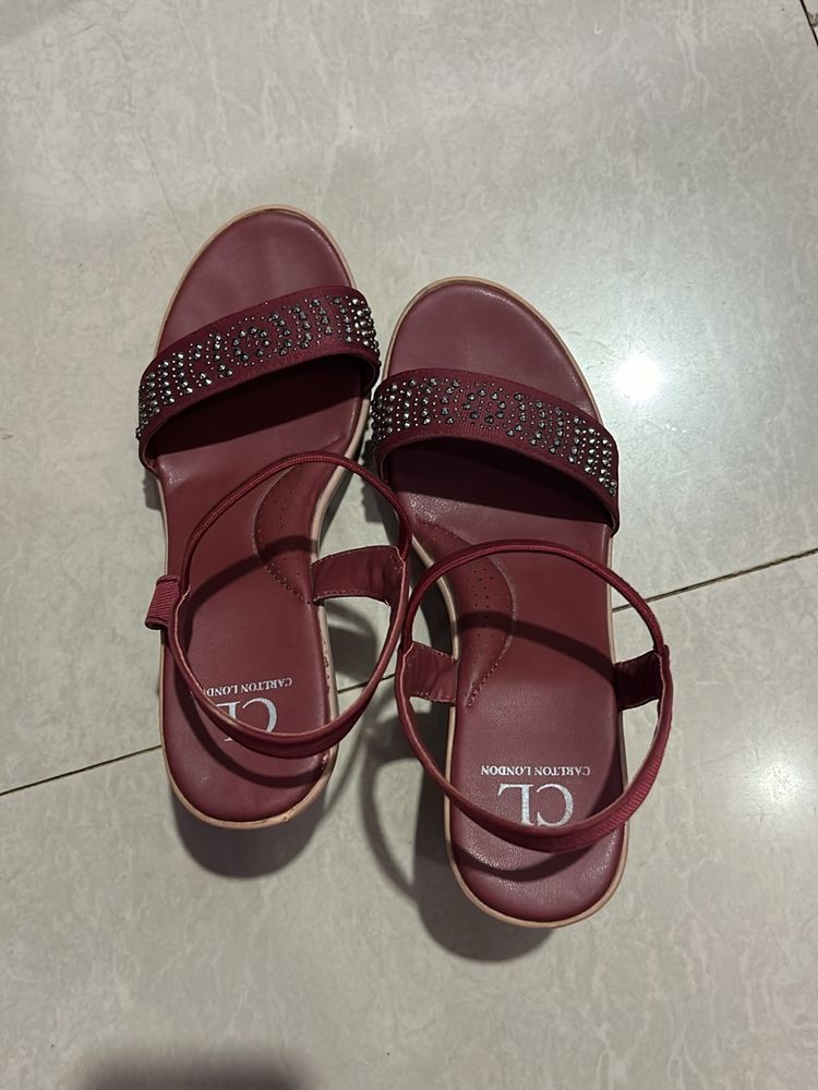 Carlton London Wedges Size UK4